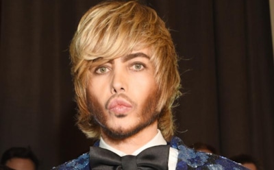 Сергей Зверев пройдется по Тверской без одежды из-за поражения России