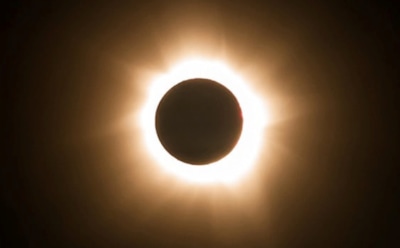 Врачи объяснили, как солнечное затмение влияет на здоровье человека