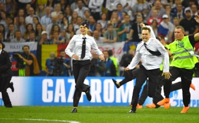 Футболист сборной Хорватии вышел из себя из-за акции Pussy Riot