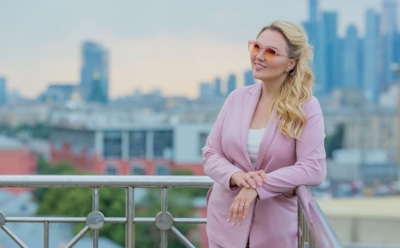 Полицейскому, не пропустившему машину звезды Comedy Woman, сделали выговор