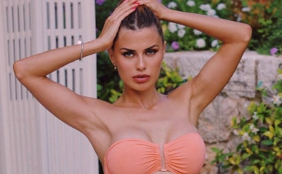 38-летняя Виктория Боня снялась в бикини в Монако