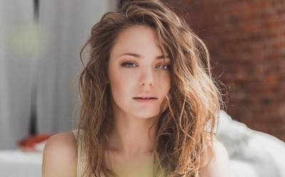 Звезда сериала «Мажор» тайно вышла замуж за одноклассника