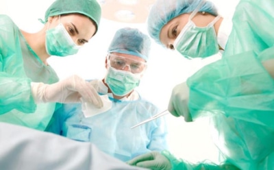 Ягодицы 40-летней россиянки начали гнить из-за неудачной пластики