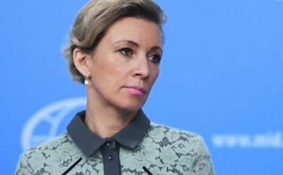 Мария Захарова появилась на фестивале «Жара» в мини-платье за 3 тыс руб