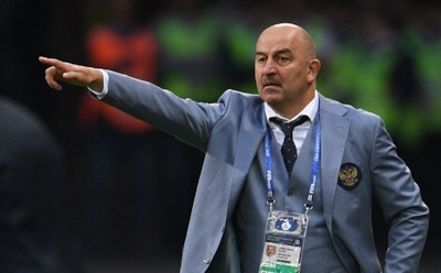 РФС официально продлил контракт Черчесову