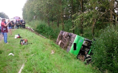 В Московской области перевернулся автобус с пассажирами