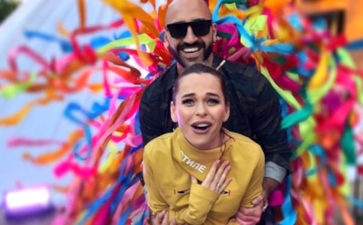 Анна Хилькевич устроила яркий флешмоб в честь 32-летия мужа