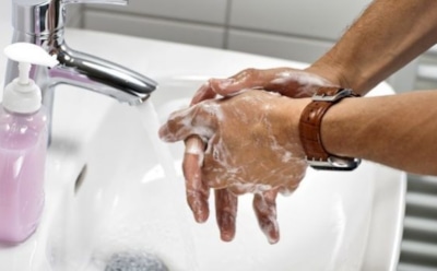 Эксперты заявили об угрозе средств для мытья рук