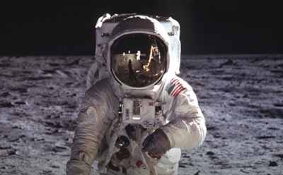 NASA впервые подтвердило аудиозаписью высадку человека на Луну