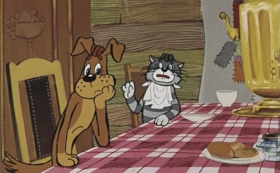 Пес Шарик выкладывает в Instagram снимки кота Матроскина