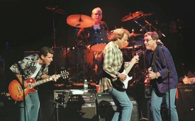 Альбом группы Eagles стал самым продаваемым в мире