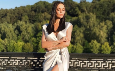 Водонаева удивила новым цветом волос на откровенном снимке из ванной