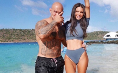 Оксана Самойлова показала идеальные формы в бикини