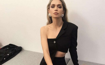 Вера Брежнева в мини-шортах затмила свою 16-летнюю дочь