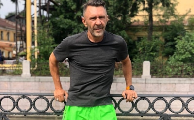 Сергею Шнурову разрешили курить на съемках «Голоса»