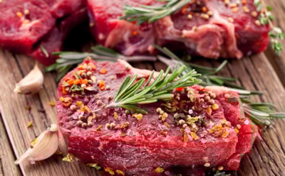 Ученые объяснили, чем грозит отказ от мясных продуктов