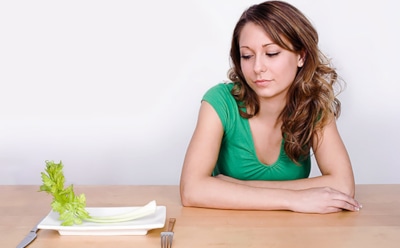 Ученые выяснили, как голодание влияет на продолжительность жизни