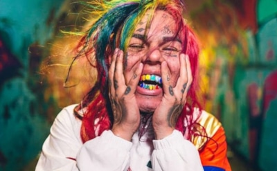 На рэпера 6ix9ine напали на концерте в Москве