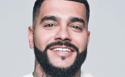 Рэпер Тимати получил игрушку от Chanel в виде зеленого медведя