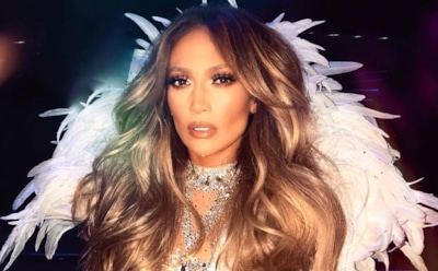 Дженнифер Лопес упала на сцене во время концерта в Лас-Вегасе