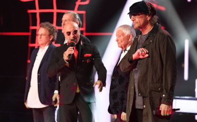 Шоу «Голос 60+». Участники и победители «нокаутов»