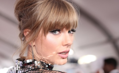 Тейлор Свифт признали исполнительницей года по версии American Music Awards