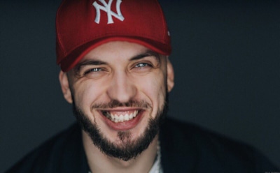 «Ленинград» и ST отпраздновали день рождения в клипе «Балалайка»