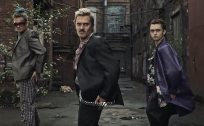 В России набирает популярность танцевальный челлендж Skibidi