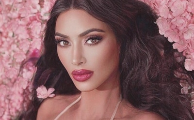 Папарацци засняли идеальную фигуру Ким Кардашян на Бали