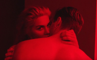 Анна Седокова выпустила новый клип на песню «Шантарам»