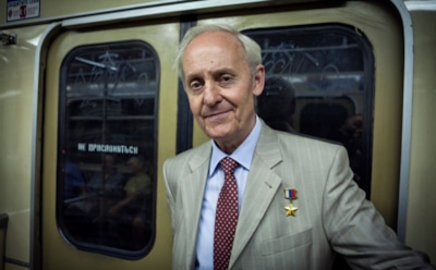 Российский космонавт заявил о неизбежности рождения детей в космосе