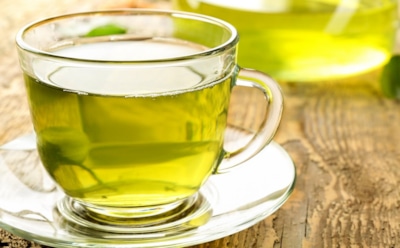 Медики: зеленый чай может вредить почкам и печени