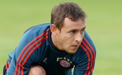 Игрока «Баварии» Рафинью раскритиковали за костюм террориста на Хэллоуине