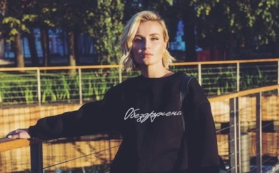 Полину Гагарину раскритиковали пользователи за фото в ОАЭ