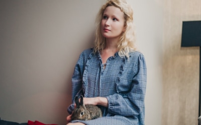 Монеточка записала клип с «Би-2» на песню «Нити ДНК»