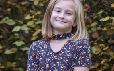 9-летняя британка ходит в школу в пижаме из-за редкой болезни