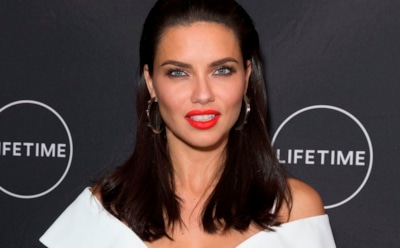 Адриана Лима официально попрощалась с Victoria's Secret на показе в Нью-Йорке