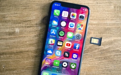 В России на iPhone запустили виртуальные SIM-карты