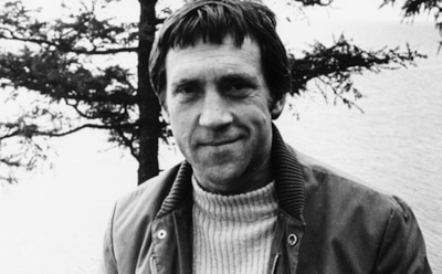 Бывшая возлюбленная Высоцкого Татьяна Иваненко не может стоять на ногах