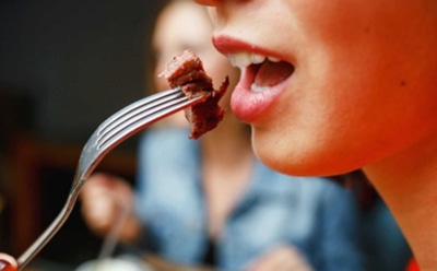 7 звёзд-мясоедов, которые не представляют своей жизни без стейка