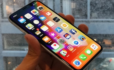 В США iPhone X взорвался во время установки iOS 12.1