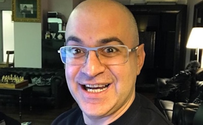 Гарик Мартиросян предстал лысым на новом фото