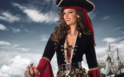 СМИ: Джонни Деппа в «Пиратах Карибского моря» хотят заменить девушкой