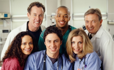 Актеры сериала «Клиника» заинтриговали анонсом 10 сезона