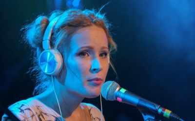 Лолита Милявская раскритиковала Монеточку за отмену выступлений