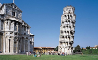 Эксперты: Пизанская башня начала выпрямляться
