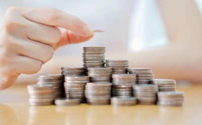 ВЦИОМ: россияне предпочитают банковские вклады