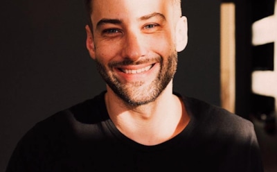 Дмитрий Шепелев насмешил пользователей снимком с длинными волосами