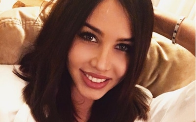 Решетова показала навыки стрельбы из пистолета