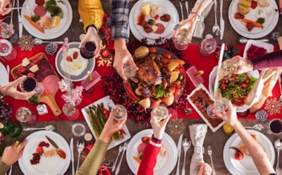 Как украсить стол к Новому году 2019?